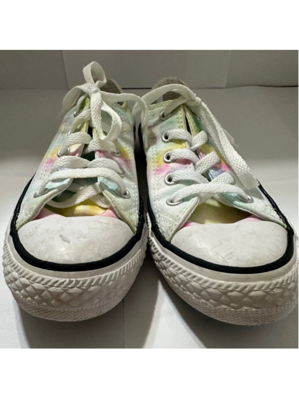 Converse Chuck Taylor Size 13Y Tie Dye Low Youth's Sneakers Size Multicolor - Picture 2 of 8